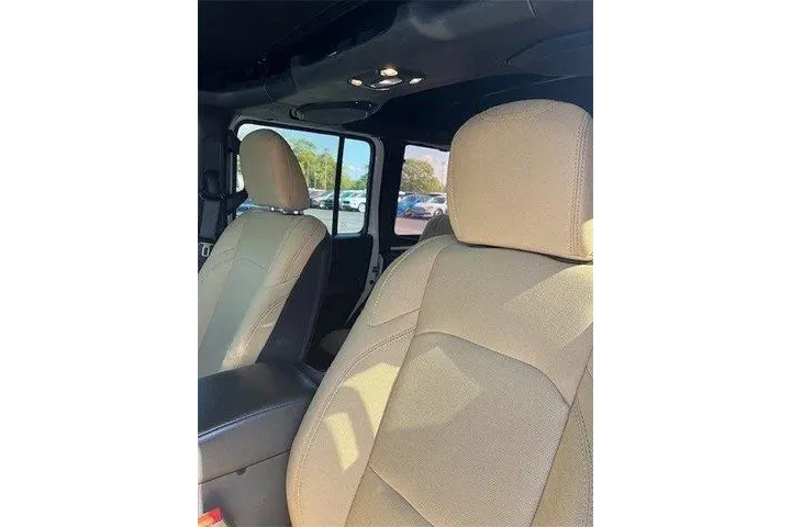 $22494 : Jeep Wrangler Unlimited 2020 image 5