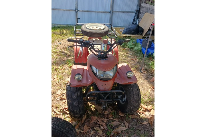 $250 : Moto de 4x4 skygo image 5