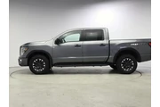 $35998 : Nissan Titan 2021 4x4 PRO-4X thumbnail