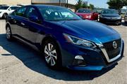 $11900 : 2020 Altima 2.5 S thumbnail