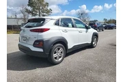 $12749 : Hyundai KONA 2019 AWD SE 4dr thumbnail