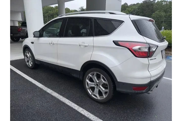 $12589 : Ford Escape 2017 Titanium 4d image 3