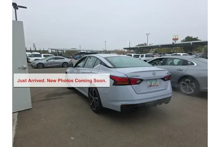 $20900 : Nissan Altima 2024 2.5 SR 4d image 4