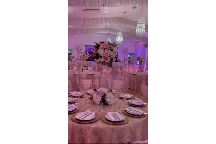 ¡HERMOSO SALÓN DE FIESTAS! image 1