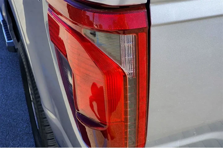 $39997 : Ford F-150 2024 4x4 XLT 4dr image 9