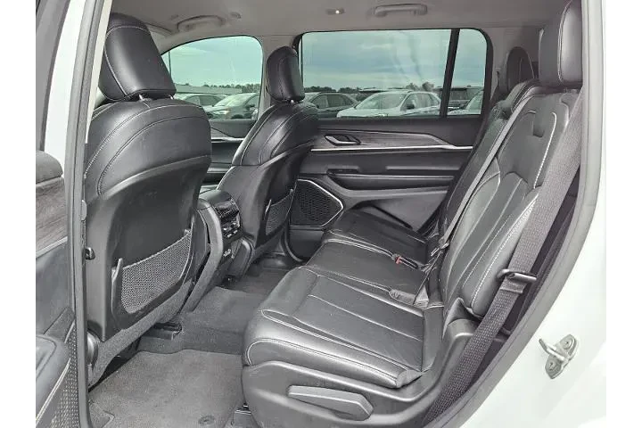 $30688 : Jeep Grand Cherokee L 2022 4 image 6