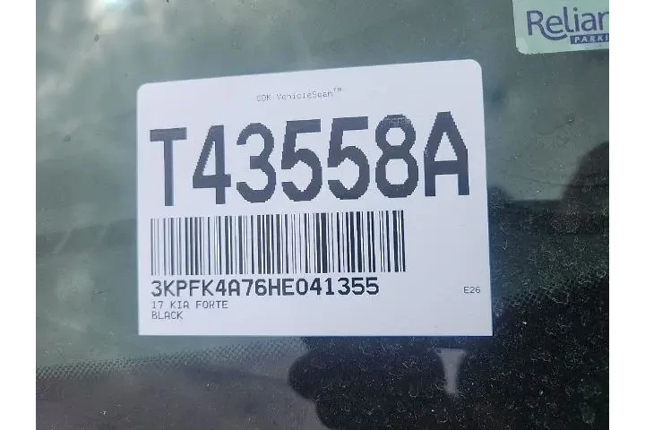 $11991 : Kia Forte 2017 LX 4dr Sedan image 4