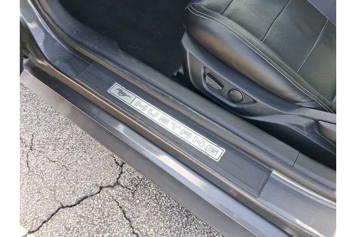 $23990 : Ford Mustang 2020 GT Premium image 8