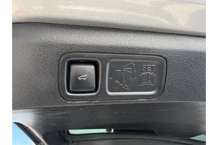 $35670 : Ford Expedition 2021 4x2 XLT image 7