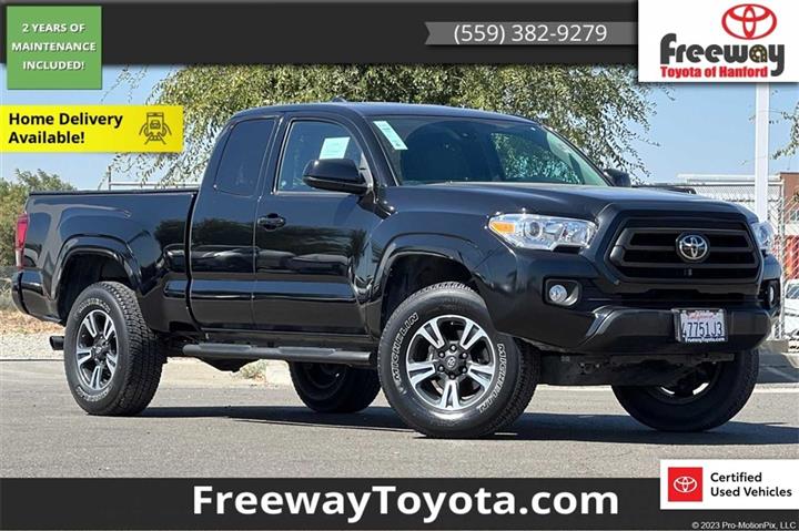 $27300 : Tacoma SR image 1