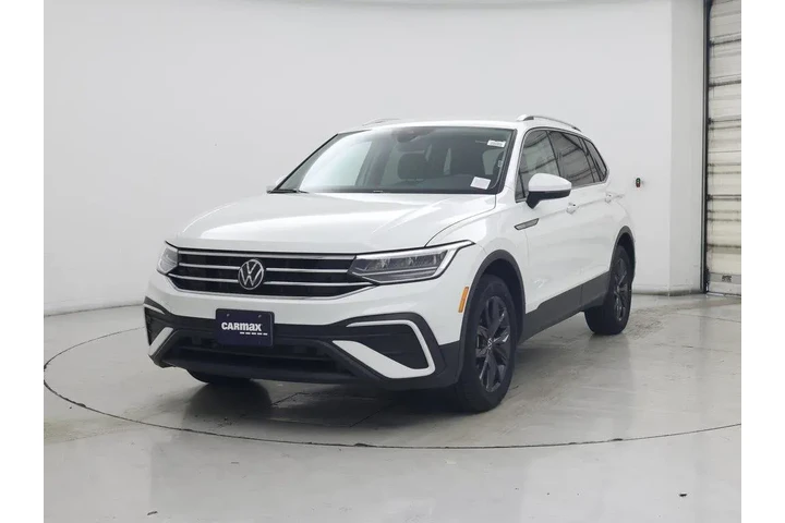 $21998 : Volkswagen Tiguan 2024 SE 4d image 4