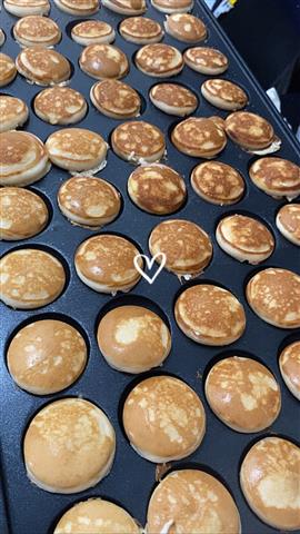 Mini pancakes catering service image 3