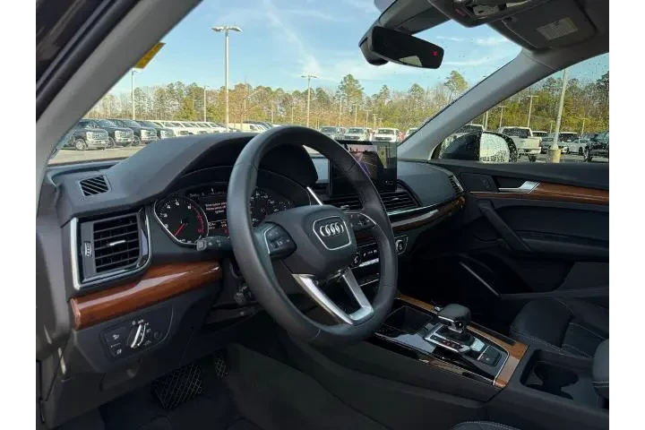 $33612 : Audi Q5 2023 AWD quattro S l image 10