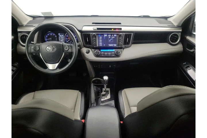 $20998 : Toyota RAV4 2017 AWD Limited image 9