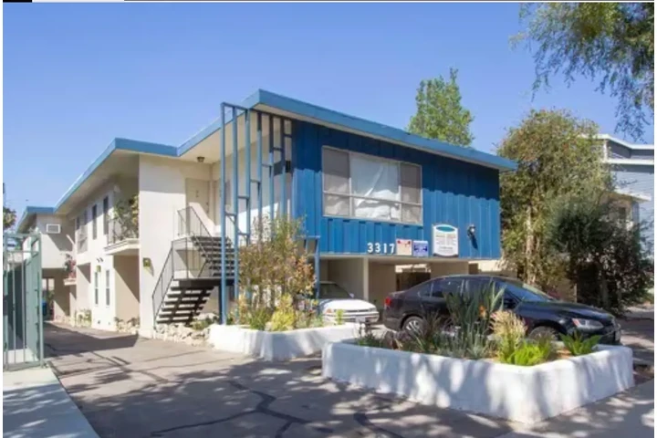 $2250 : 1 Bedroom Apartment Available image 2