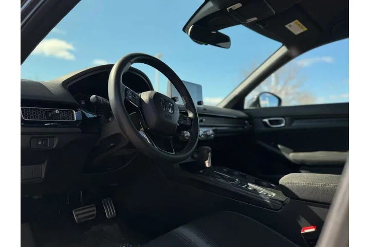 $25295 : Honda Civic 2025 Sport 4dr H image 6