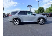 $32987 : Nissan Pathfinder 2022 AWD P thumbnail