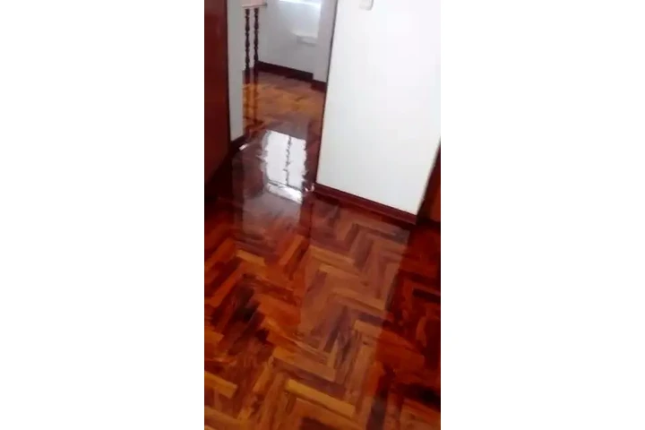 Parquet Mantenimiento image 3