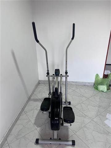 $400000 : BICI DE EJERCICIO ELIPTICA image 6