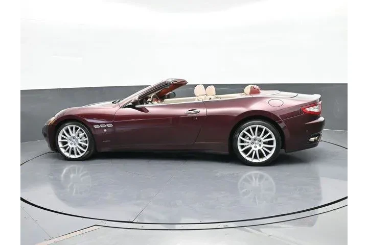 $29995 : Maserati GranTurismo 2015 2d image 3