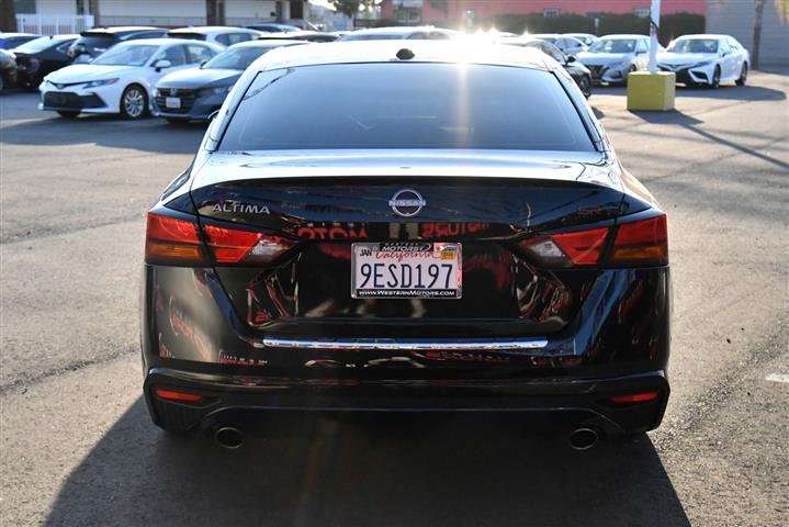 $22964 : Altima 2.5 SR image 7