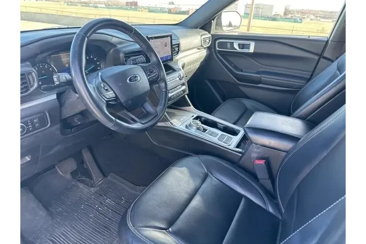 $18094 : Ford Explorer 2020 XLT 4dr S image 9