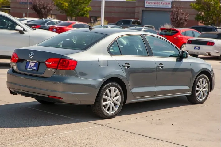 2012 Jetta 2.5L SE image 5