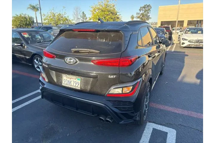 $20800 : Hyundai KONA 2023 N Line 4dr image 3