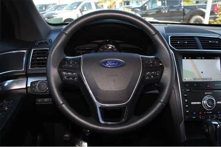 $20623 : Ford Explorer 2018 Limited 4 image 4