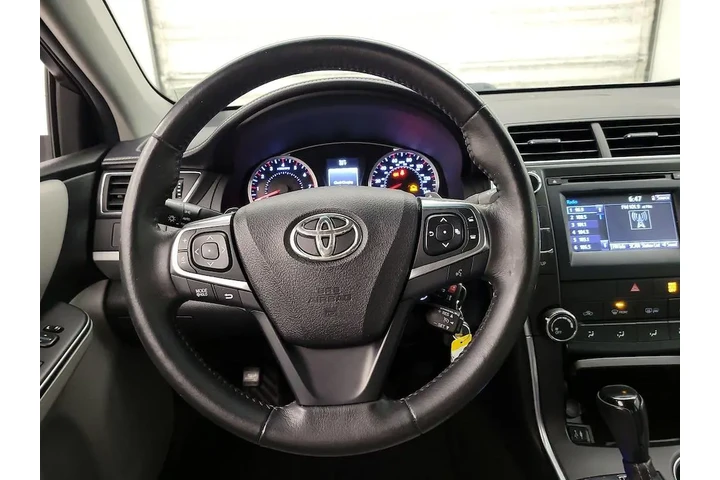 $15998 : Toyota Camry 2016 SE 4dr Sed image 10