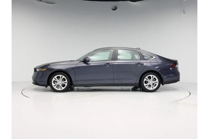 $28998 : Honda Accord 2025 LX 4dr Sed image 3