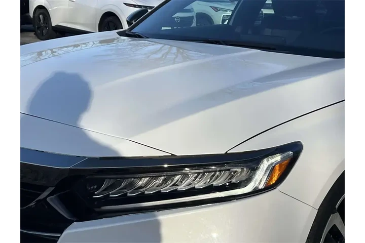 $20801 : Honda Accord 2021 Sport 4dr image 9