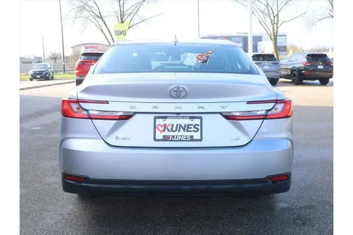 $23977 : Toyota Camry 2025 SE 4dr Sed image 8