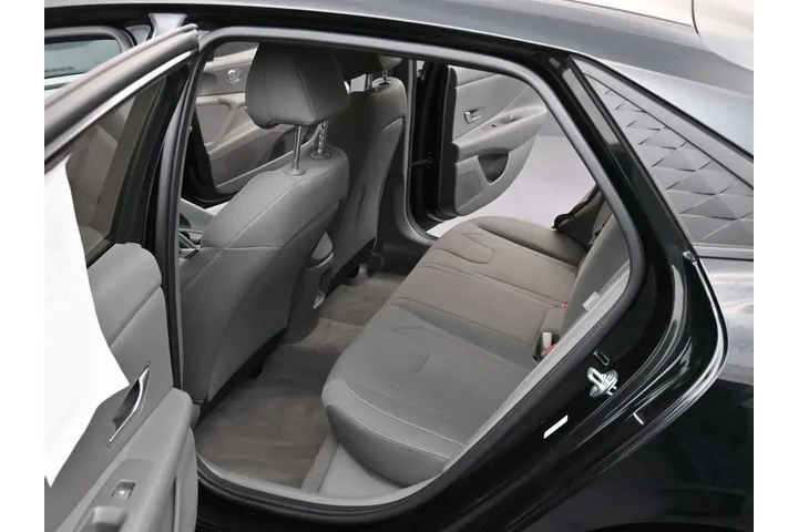 $20889 : Hyundai ELANTRA 2024 SEL 4dr image 10