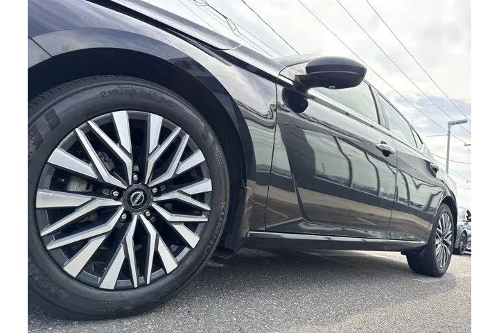 $19312 : Nissan Altima 2025 2.5 SV 4d image 10