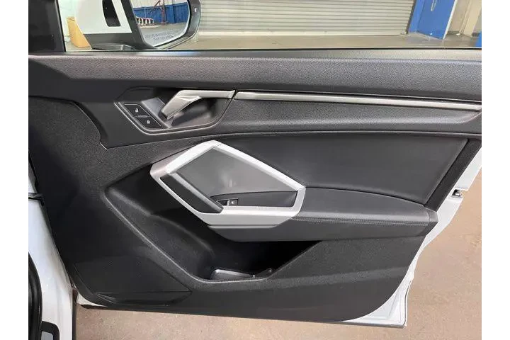 $28967 : Audi Q3 2025 AWD quattro S l image 10