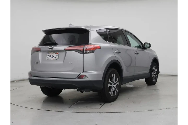 $20998 : Toyota RAV4 2017 LE 4dr SUV image 8