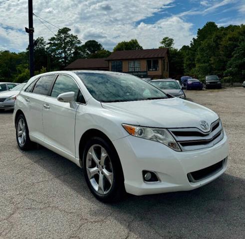 $8900 : 2015 Venza XLE image 10