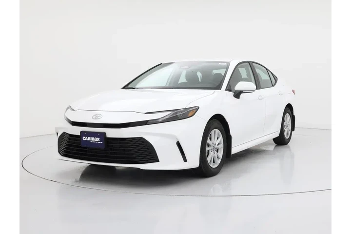 $30998 : Toyota Camry 2026 LE 4dr Sed image 4