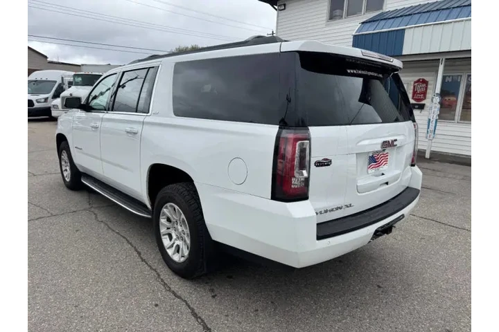 $12990 : 2017 GMC Yukon XL SLT image 9