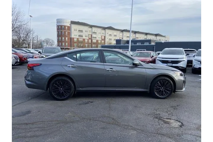 $20569 : Nissan Altima 2025 AWD 2.5 S image 3