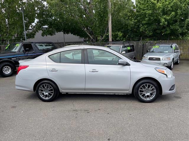 $5995 : 2017 Versa 1.6 SV image 10