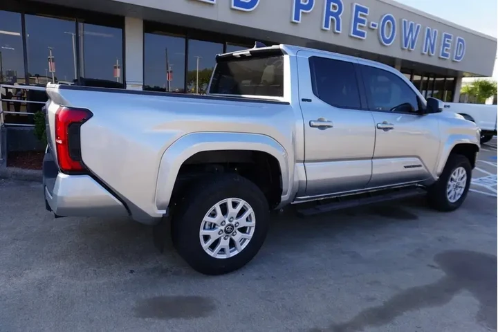 $35988 : Toyota Tacoma 2024 4x2 SR5 4 image 6