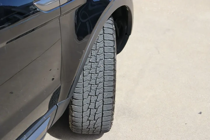 $10887 : 2013 Range Rover Evoque Pure image 1