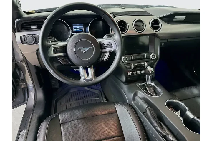 $17981 : Ford Mustang 2021 EcoBoost P image 9