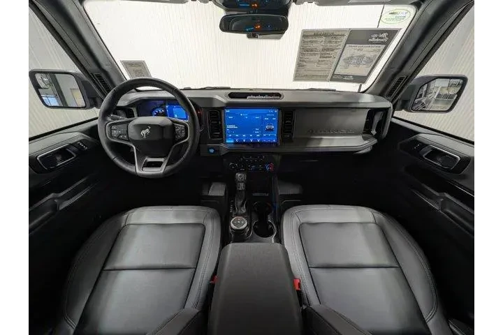 $39943 : Ford Bronco 2024 4x4 Black D image 2