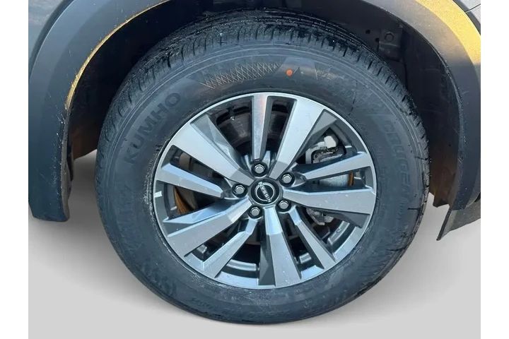 $33985 : Nissan Pathfinder 2025 AWD S image 9