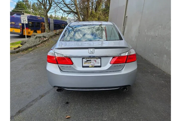 $9999 : 2014 Accord Sport image 5