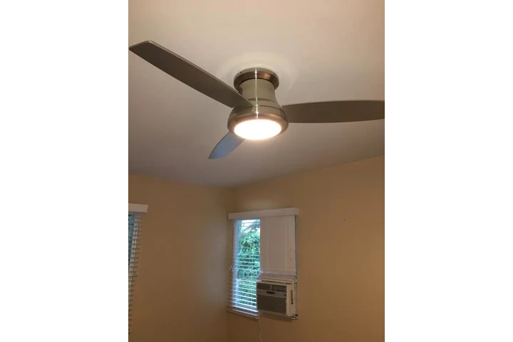 $750 : Rento Recamara image 1