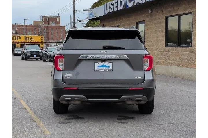 $25997 : Ford Explorer 2022 AWD XLT 4 image 4